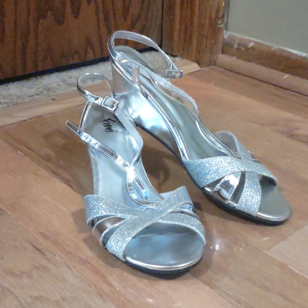 Silver Wedges